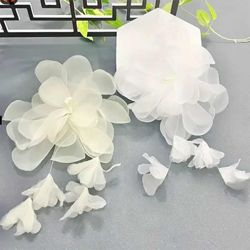 

New handmade three-dimensional flower fabric DIY hanging whisker three-dimensional flower handmade flower fashion children's clo