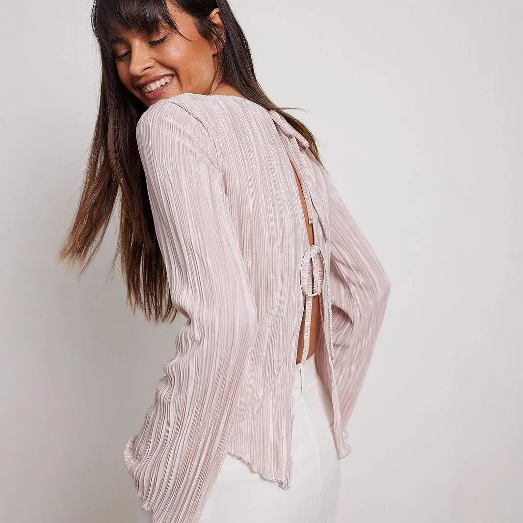 

Women's Pleated Shirt with Flared Sleeves And Back Straps Long Sleeve Pure Color Micro Stretch Easy Care Winter Fashion