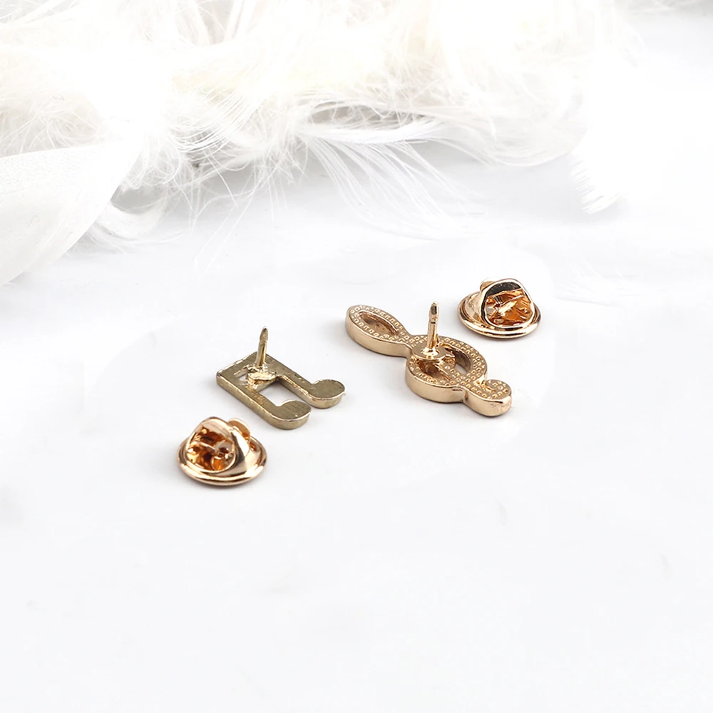 Enjoy Music Enamel Pins Musics Notes Piano Staffs Brooches Kids Jacket Lapel Metal Badges Concert Party Jewelry Gift for Friends