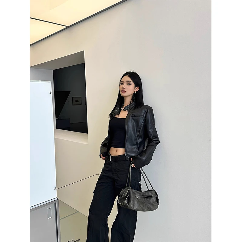 سترة كلاسيكية من جلد البولي يوريثان للنساء معاطف سوداء مقصوصة للدراجات النارية لخريف وشتاء Y2K Harajuku ملابس خارجية قصيرة بأكمام طويلة