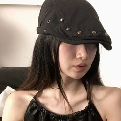 Rivet Solid Color Berets for Women Men Hip Hop Punk Forward Hat British Vintage Newsboy Cap Youth Fashion Versatile Painter Caps