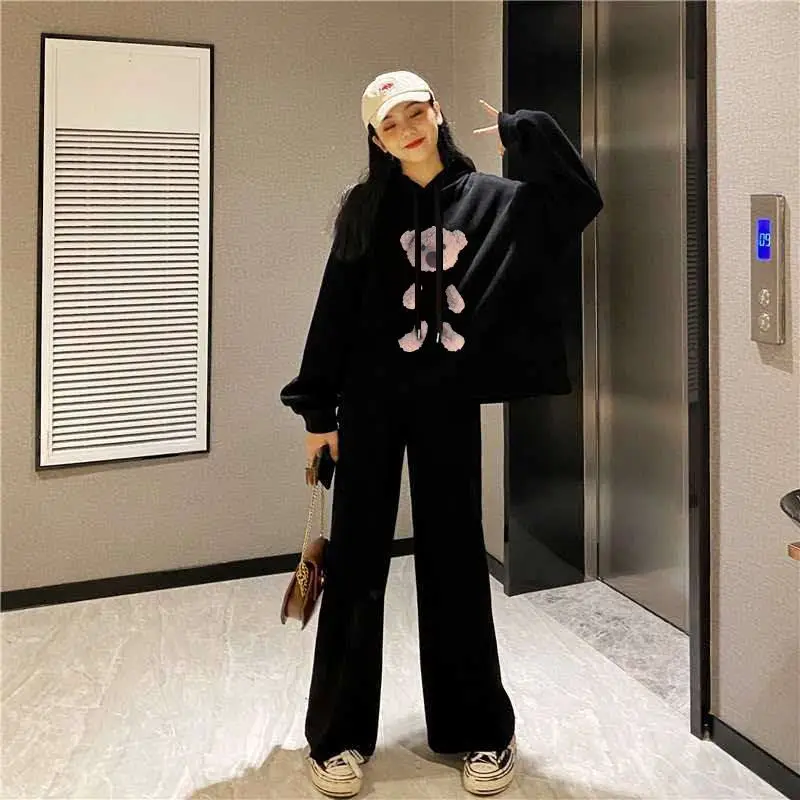 Leisure Bear Sports Set Women's 2024 Autumn/Winter New Korean Edition Leisure Loose Hoodie Wide Leg Pants 2-piece Set