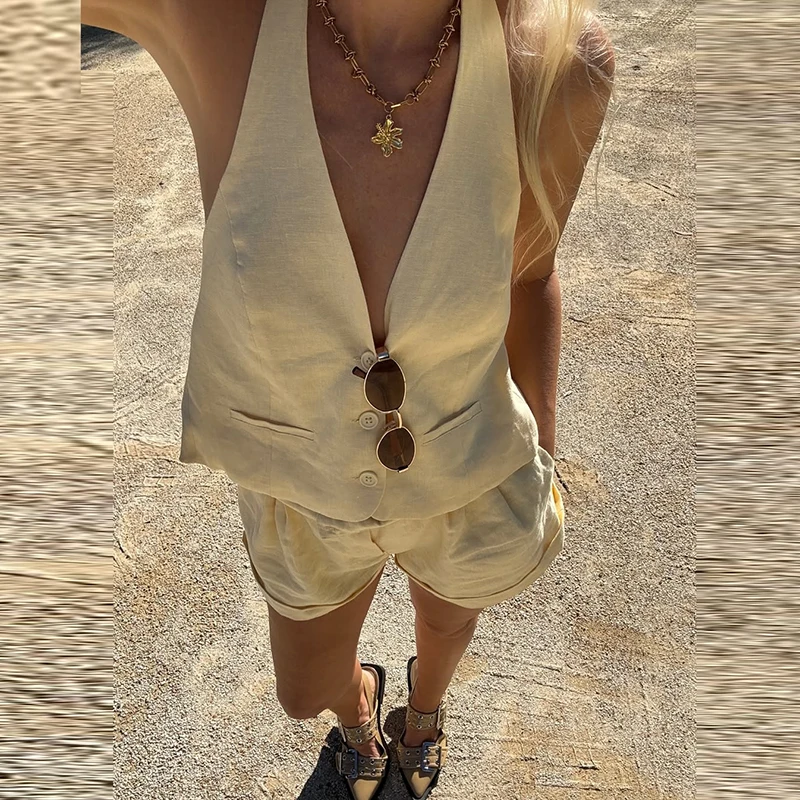 

Elegant V-neck Button Vest Tops & Short Pant Suits Women Casual Sleeveless Pocket Solid 2Pc Sets Fashion Commuter Loose Outfits