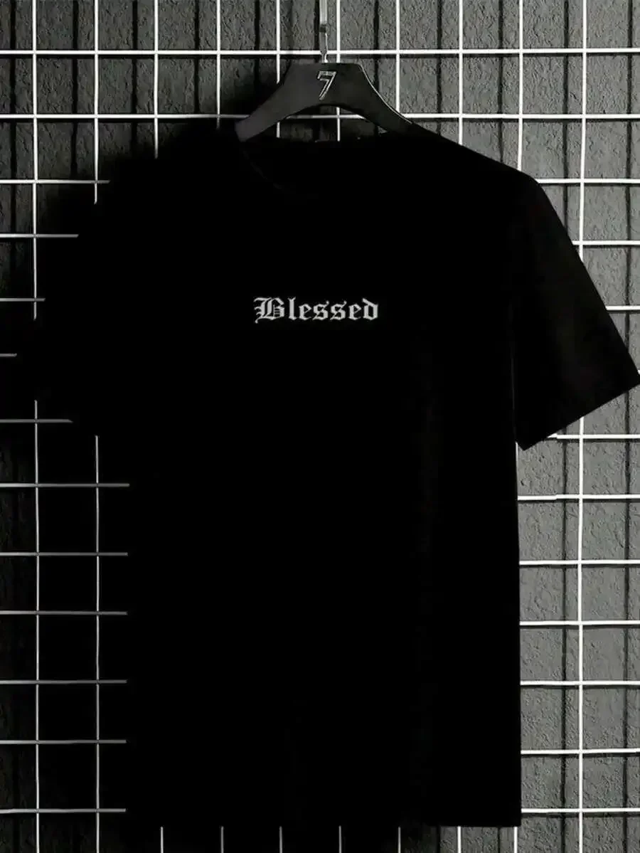 Men's Streetwear T-Shirt Black With Gothic Font Print – Casual, Comfortable, And Ideal For Modern Urban Looks