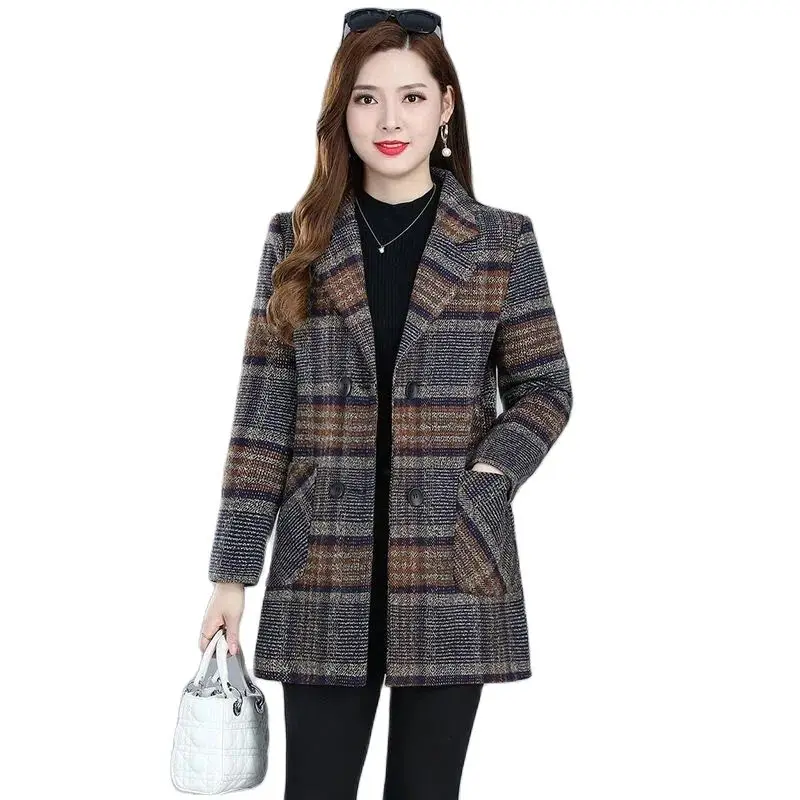 

2023New Middle-aged Women Coats Fashion Grid Woolen Overcoat Female Autumn Winter Wool Blends Pockets Elegant Woman Jackets 5XL