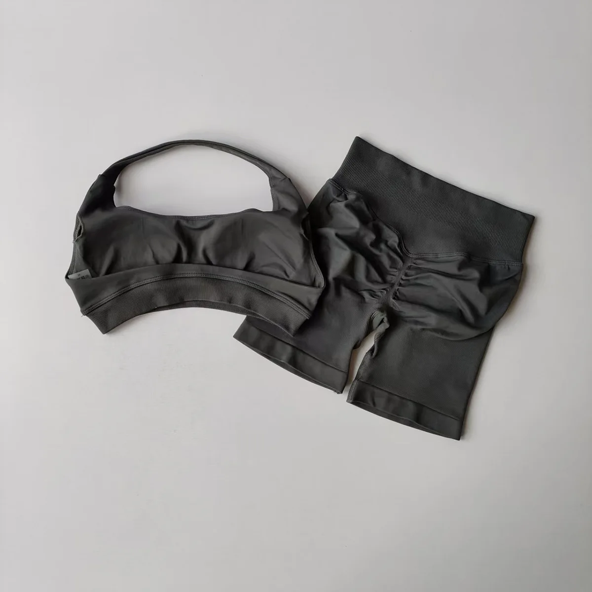 2-teiliges Damen-Yoga-Set, nahtlose Fitness-Gym-Kleidung, Neckholder-Sport-BH mit passenden Shorts, Workout-Set, Gym-Outfit – Detail 17