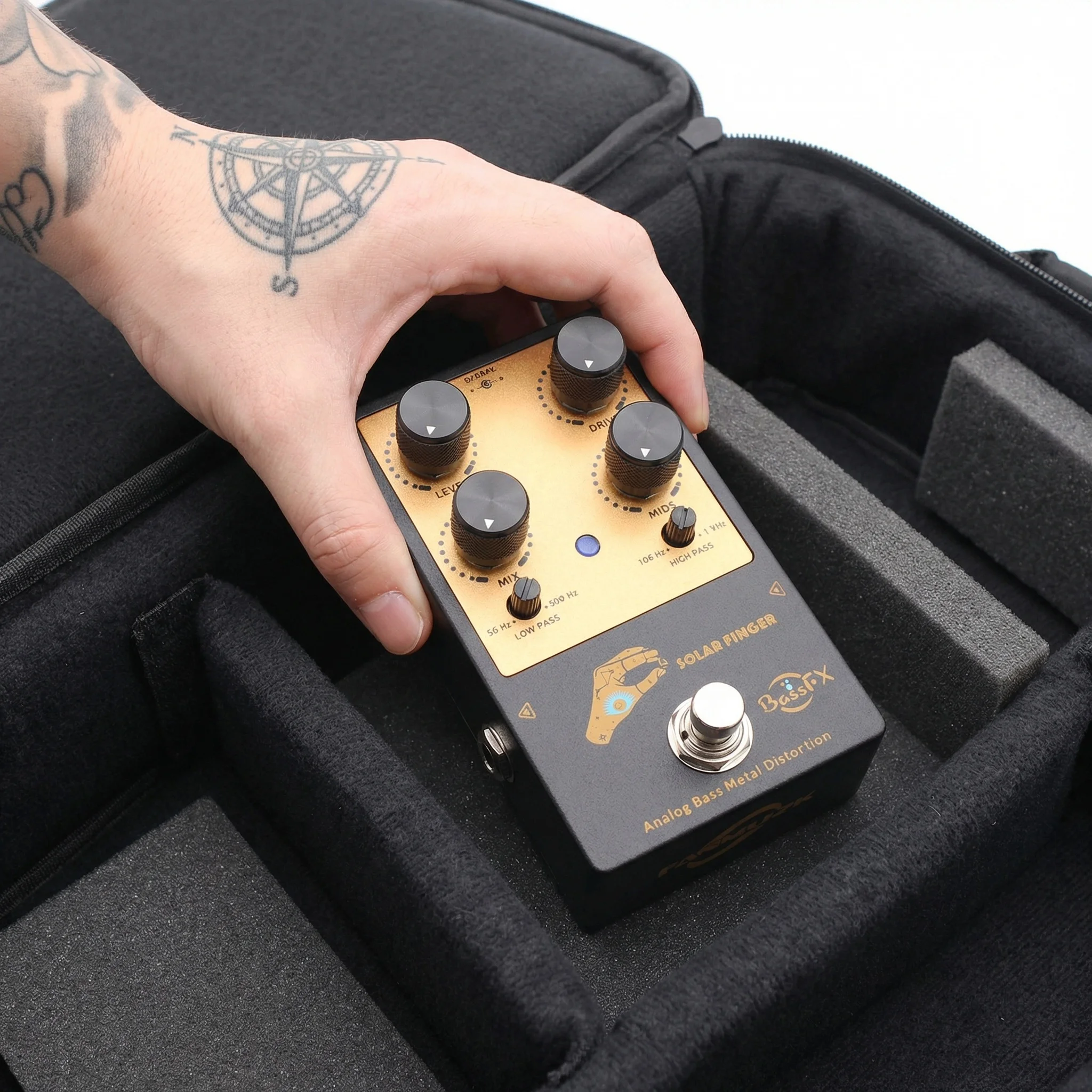 fanmuzk-solar-finger-bass-metal-distortion-effect-pedal-analog-circuit-with-low-pass-and-high-pass-filter-control-for-bassists