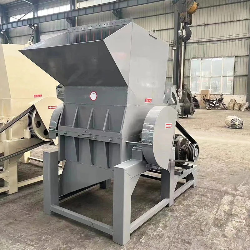 Plastic crusher, fruit basket big blue bucket bumper PE pipe crusher, mineral water bottle film crusher