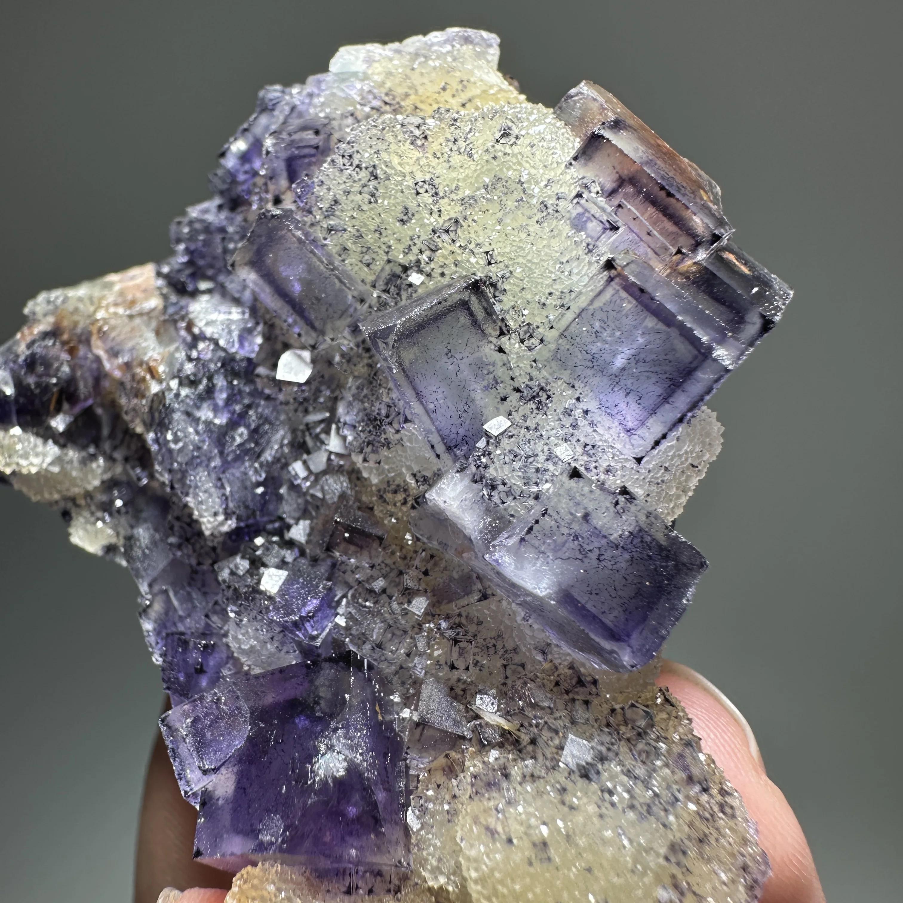 Natural Purple Black QR Code Border Fluorite Crystal Cluster Rare Mineral Specimen Raw Reiki Healing Stone Home Decoration Gift