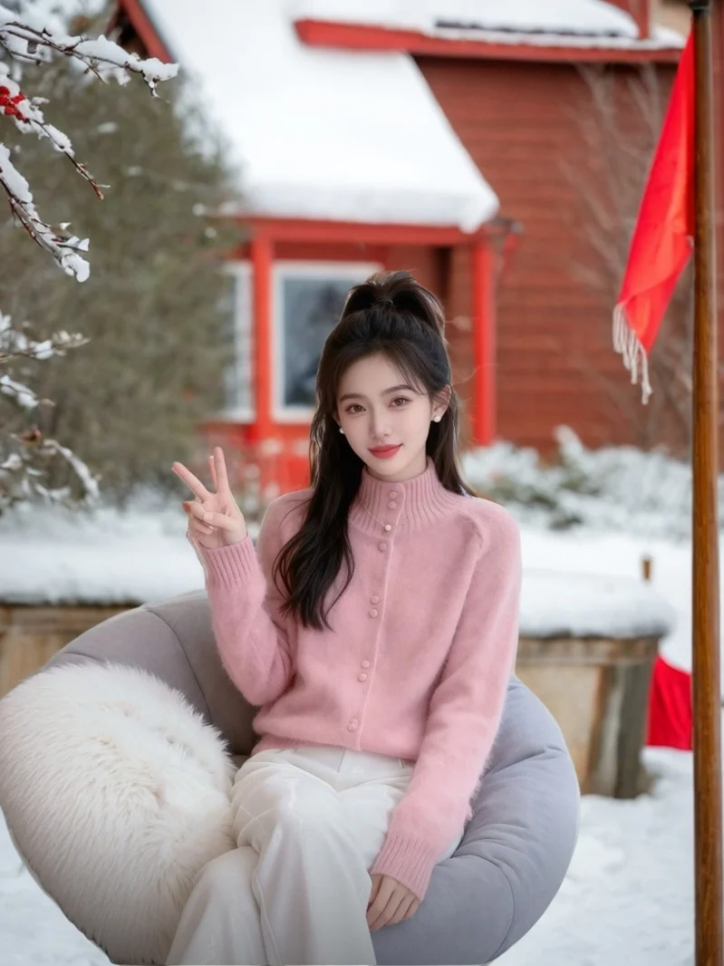 

Шикарный свитер с высоким воротом и длинными рукавами, нежный, модный, весенний, для миниатюрных фигур, вязаный, стандартного кроя, на одной пуговице