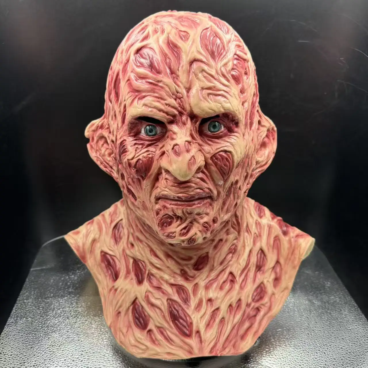 Máscara de látex clásica de Freddy Krueger, máscara realista de cara quemada para Halloween, cosplay, disfraz, fiesta de máscaras