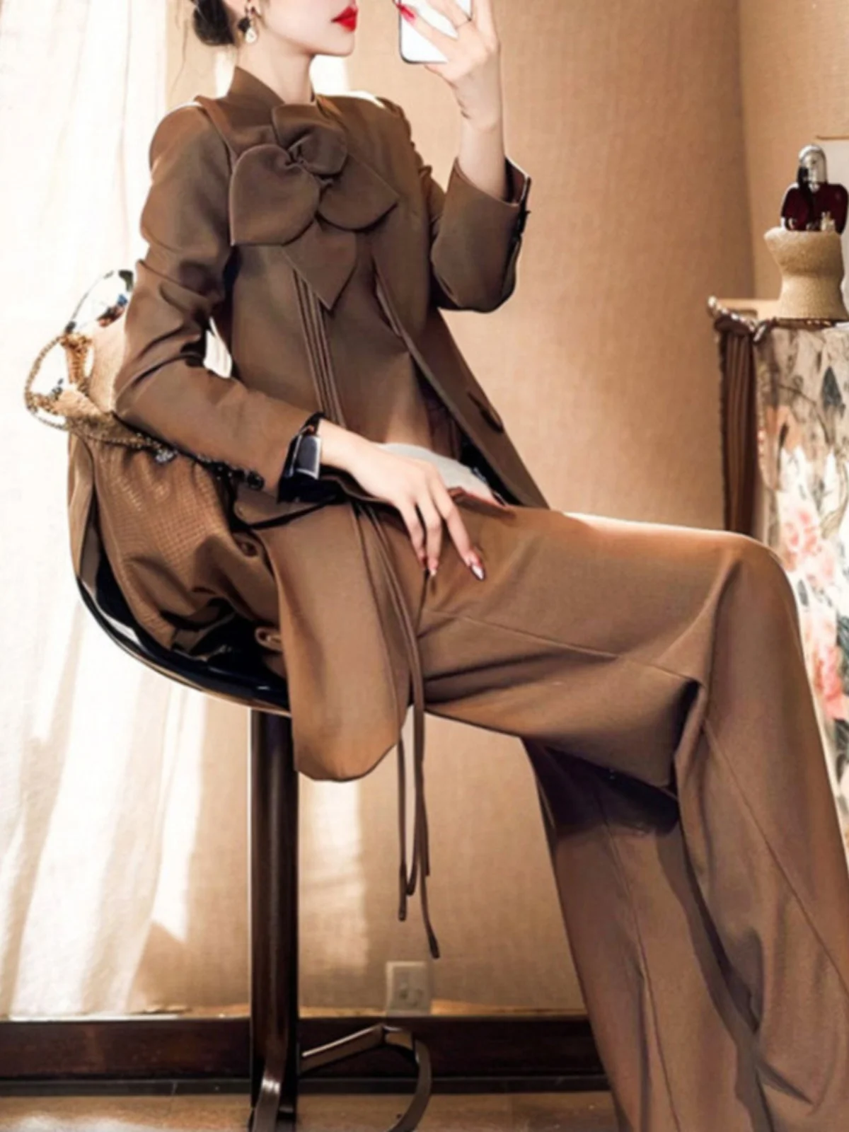 

Elegant Spring Autumn Women's Suit Set Luxury Style Wide Leg Two Piece Workwear High Waist Pants Floral Pattern Button up Top