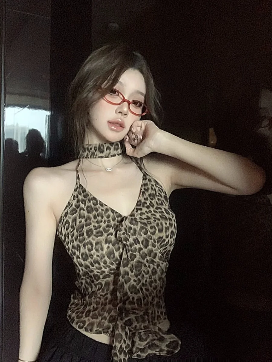 American Sle Gyaru Leopard Print Backless Hanging Neck Sling Vest Women Summer Tight Inner wear Short Outer Wear Sexy Top