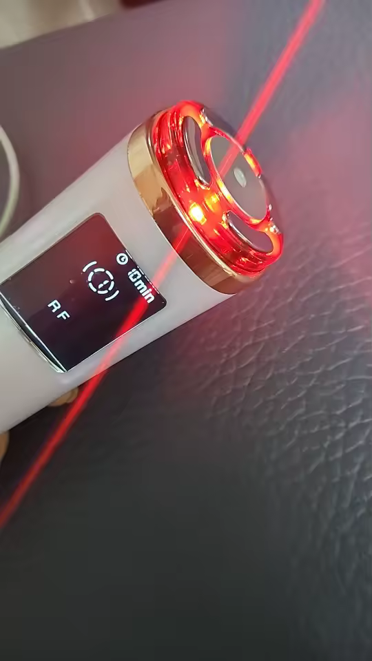 Foto real del dispositivo con luz LED