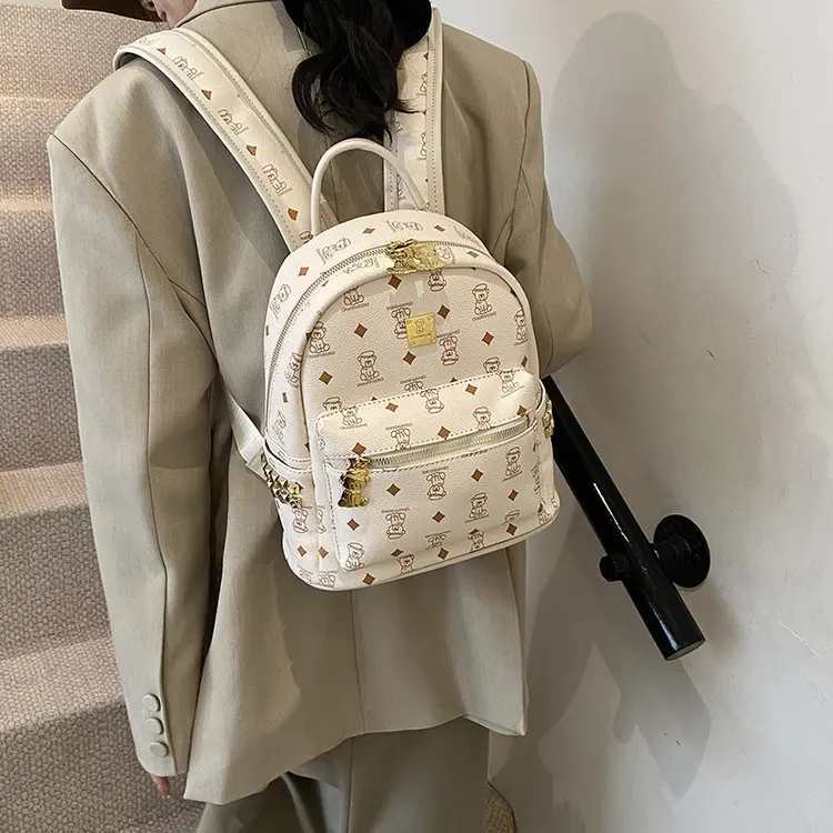 

2025 Autumn New Popular Fashion Simple Travel Shoulder Versatile Cute Student Bag Burden Reduction Large Capacity Bag