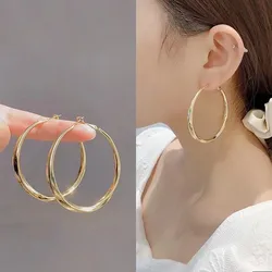 Fashion New Design Classic Simple Geometric Round Big Hoop Earrings for Women Exaggeration Circle Bride Earrings Jewelry Gift