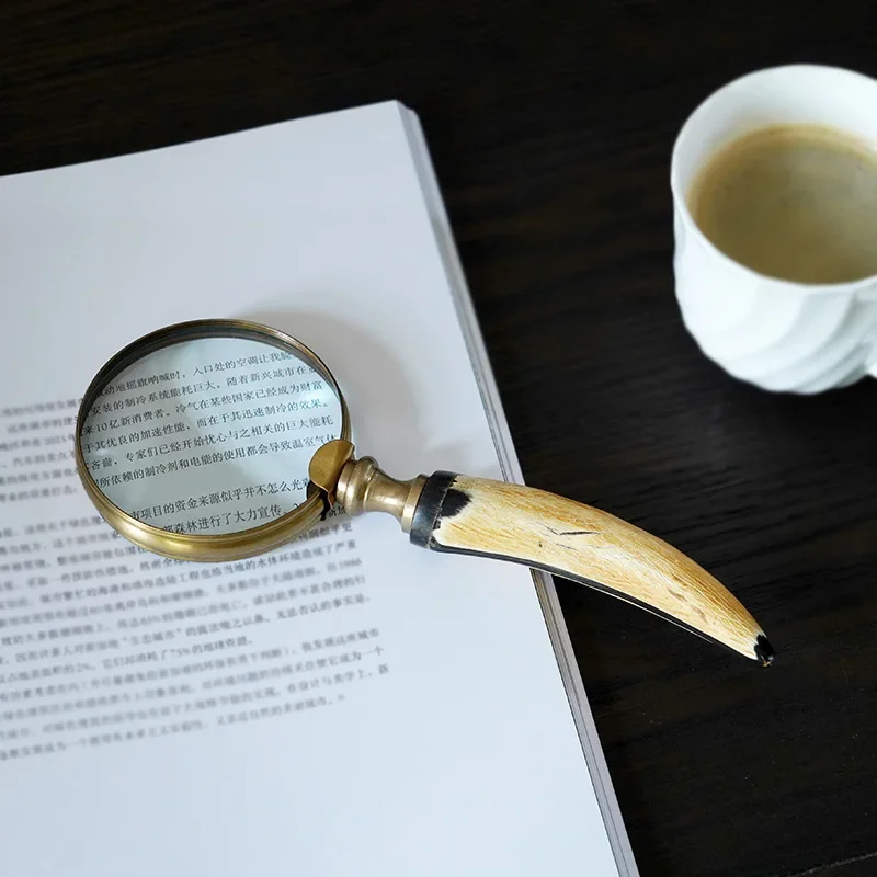 Hand-held Brass Magnifying Glass Home Office Decoration Business Gift Handmade Upscale Magnifying Glass Office Decor Crafts