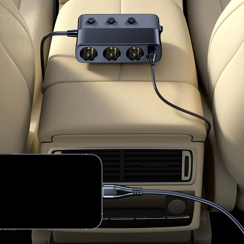 Q39F Car Simultaneous Device Fast Charging with 4 USB Ports Display