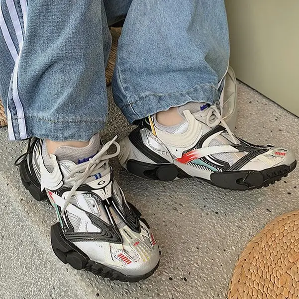 New hot sale 2025 summer unisex breathable outdoor lightweight professional hiking shoes Very good