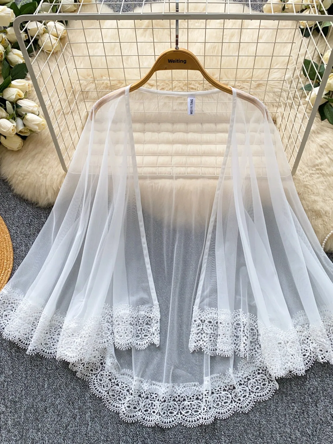 

Korean Style Sweet Transparent Thin White Lace Open Cardigan Women's Long Sleeve Loose Slimming Air Conditioning Shirt Top