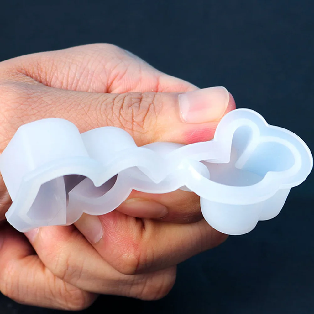 

4Pcs Heart Silicone Mold Heat Resistant Valentines Molds for DIY Baking Cake Mold Party Decorations Silicone