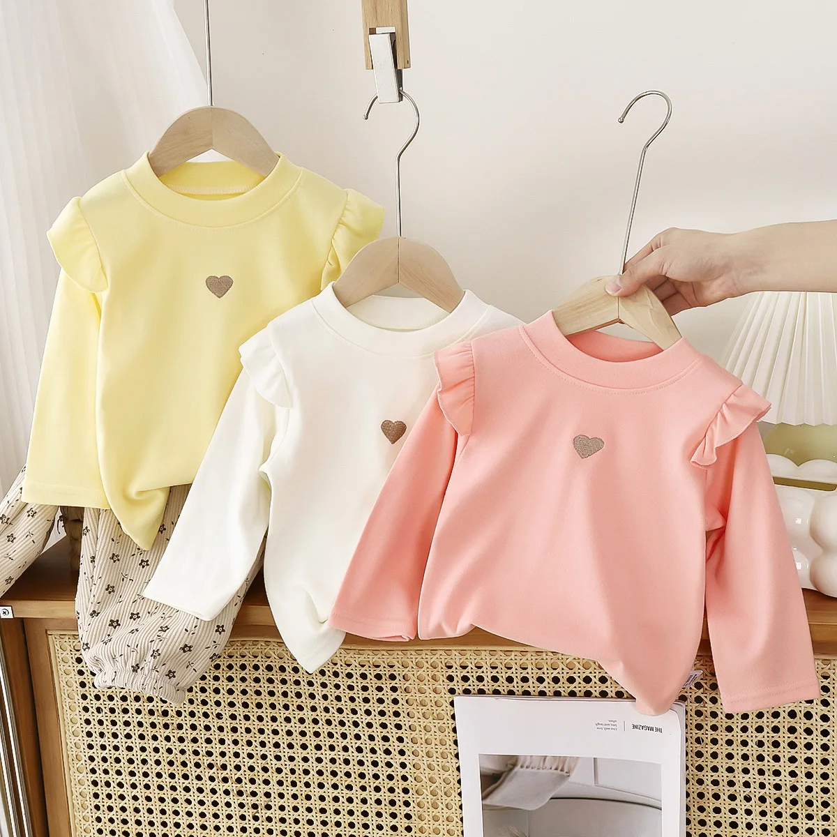 Toddler Baby Girl Long Sleeve Base Shirt Sweet Ruffle Shoulder Heart Tees Warm Dralon Spring Autumn Children Daily Wear Tops