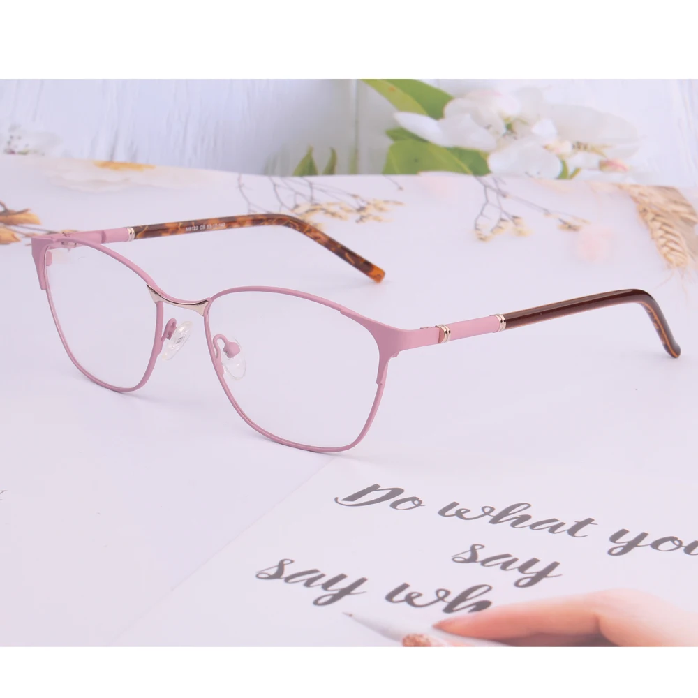الوردي lrest موضة نظارات نسائية إطار معدني الخيزران معبد دائرة ديكور الراقية الفاخرة الرجعية أنيقة النظارات البصرية للنساء