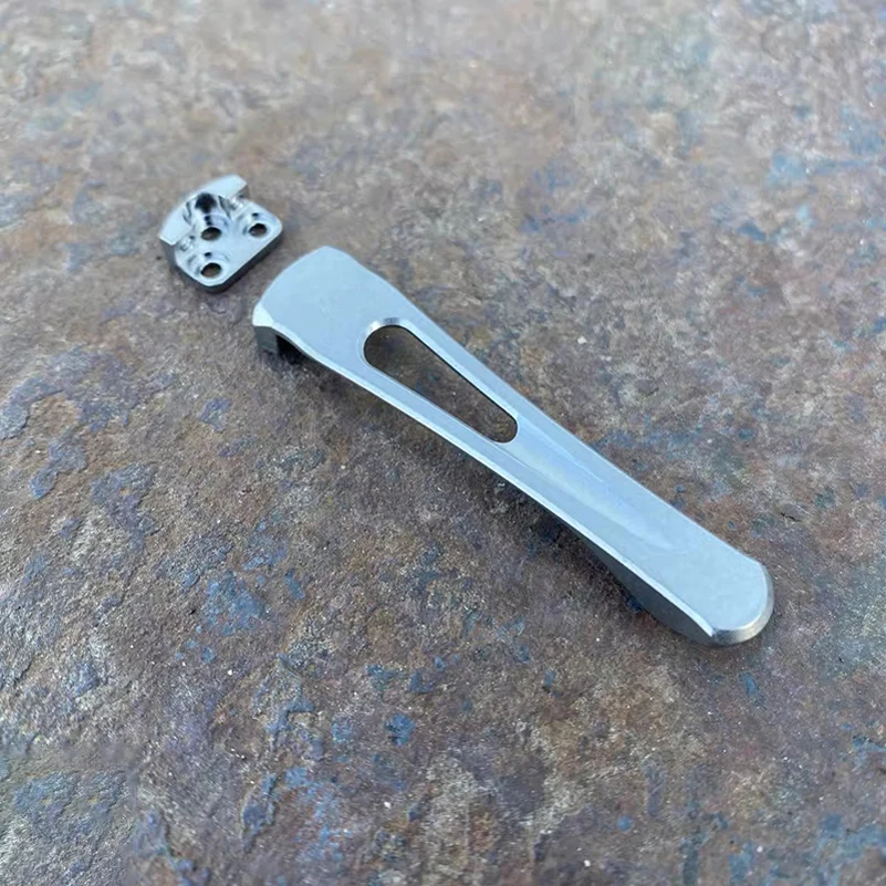 1 peça de clipes de bolso de liga de titânio Spyderco: compatíveis com facas Spyderco C81 e C223