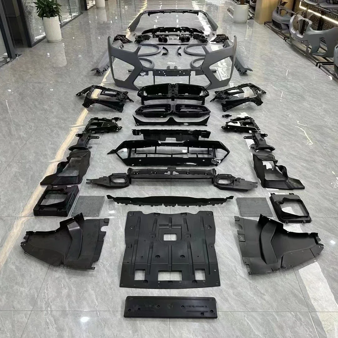 Karosserie-Kit für BMW X5 G05 im neuen F95 X5M-Stil: Frontstoßstange, Heckstoßstange, Scheinwerfer, Rückleuchten, Kühlergrill, Kotflügel, großer Umbaukit