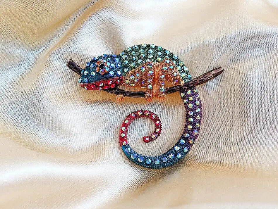 Vintage Chameleon Animal Woman's Pendant Brooch Pin Rhinestone Crystal Gifts