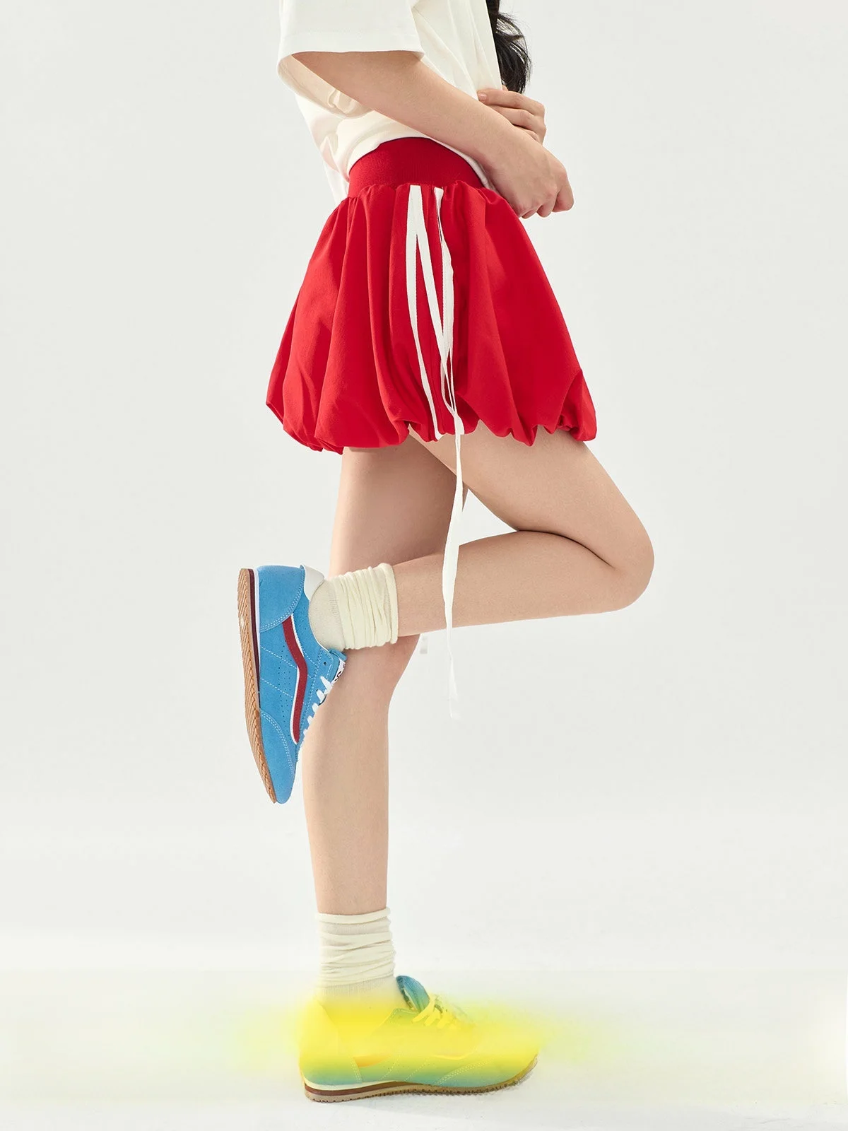 

Red Bouffant Short Skirt Women's 2026 Summer New Casual Versatile Slim A-Line Half Cake Wrap Body Skirt High Waist Polyester