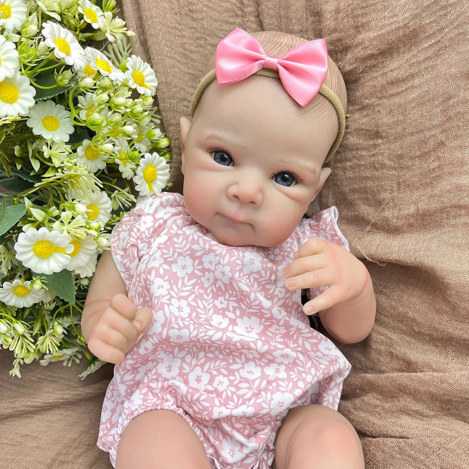 18 inch Real Look Reborn Baby Doll Toy with Cloth Body Lifelike 45 CM 3D Skin Lovely Doll Fashion Birthday Gift