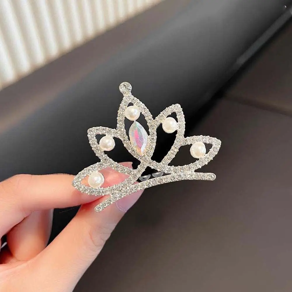 Pearl Crystal Crown Hair Comb Flower Butterfly Children Tiara Headband Hair Styling Accessories Hollow Rhinestone Hairpins