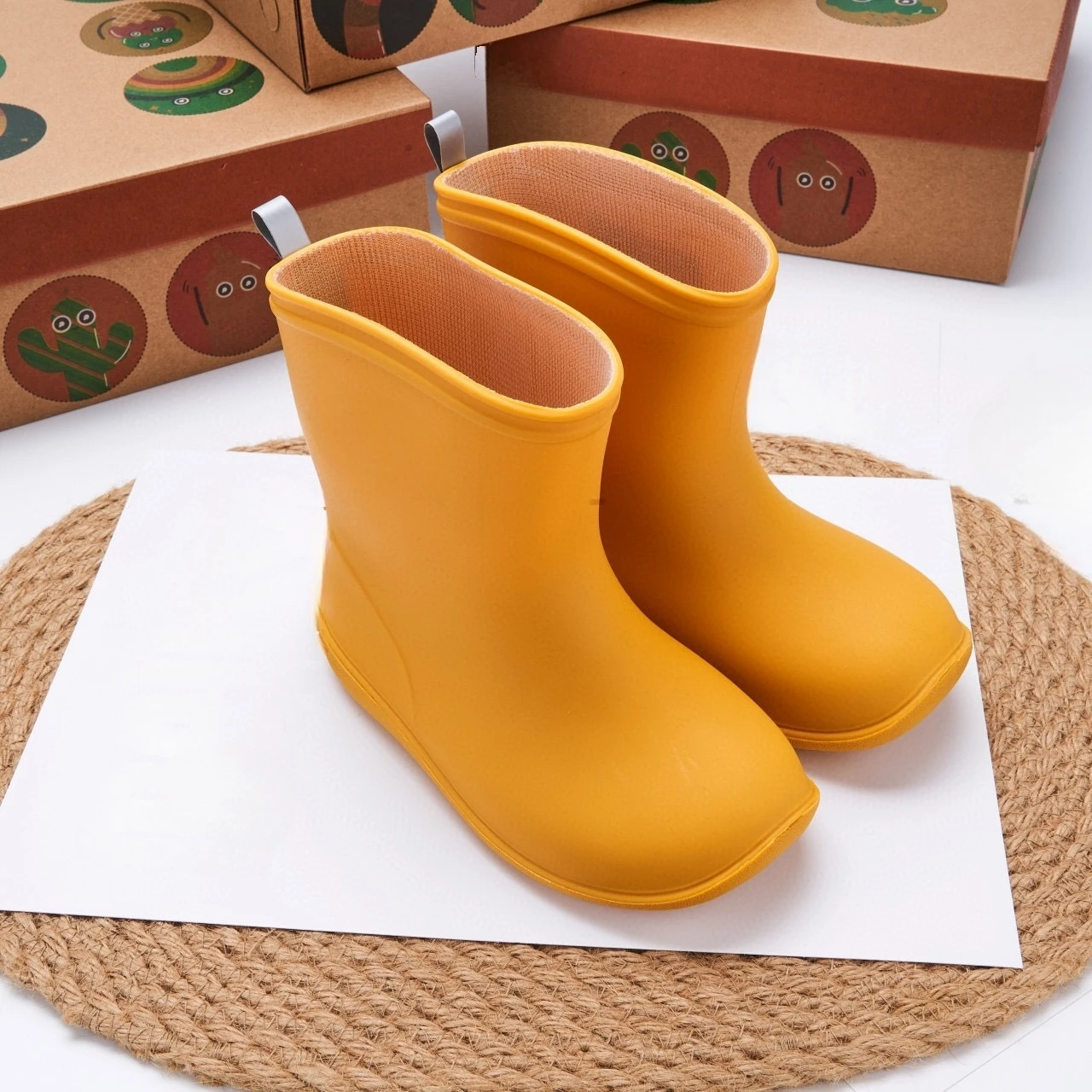 New Arrival Candy Color Gilr's PVC Soft Sole Rainboots Kids Out Wear Plain Anti-slip Waterproof Rain boots Brazil Brand