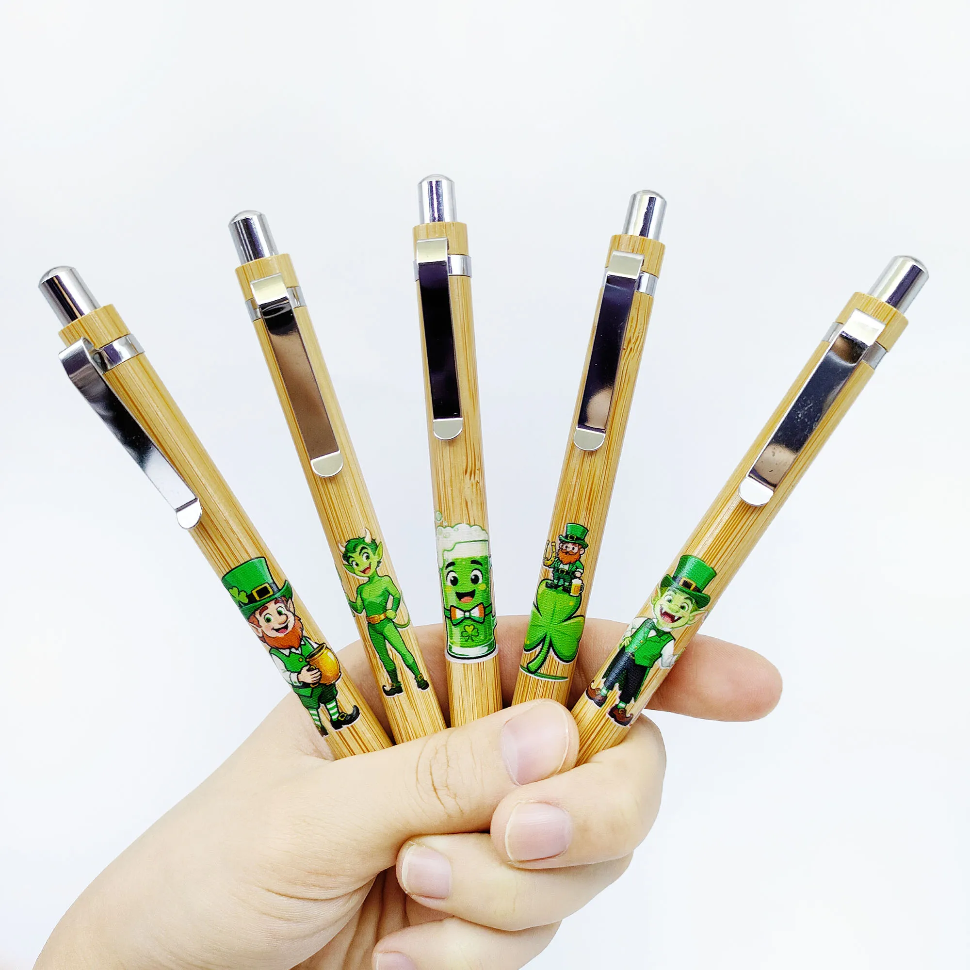 

7pcs/14pcs St. Patrick's Day themed ballpoint pen holiday elements ballpoint pen holiday gifts for students to write gift pens.
