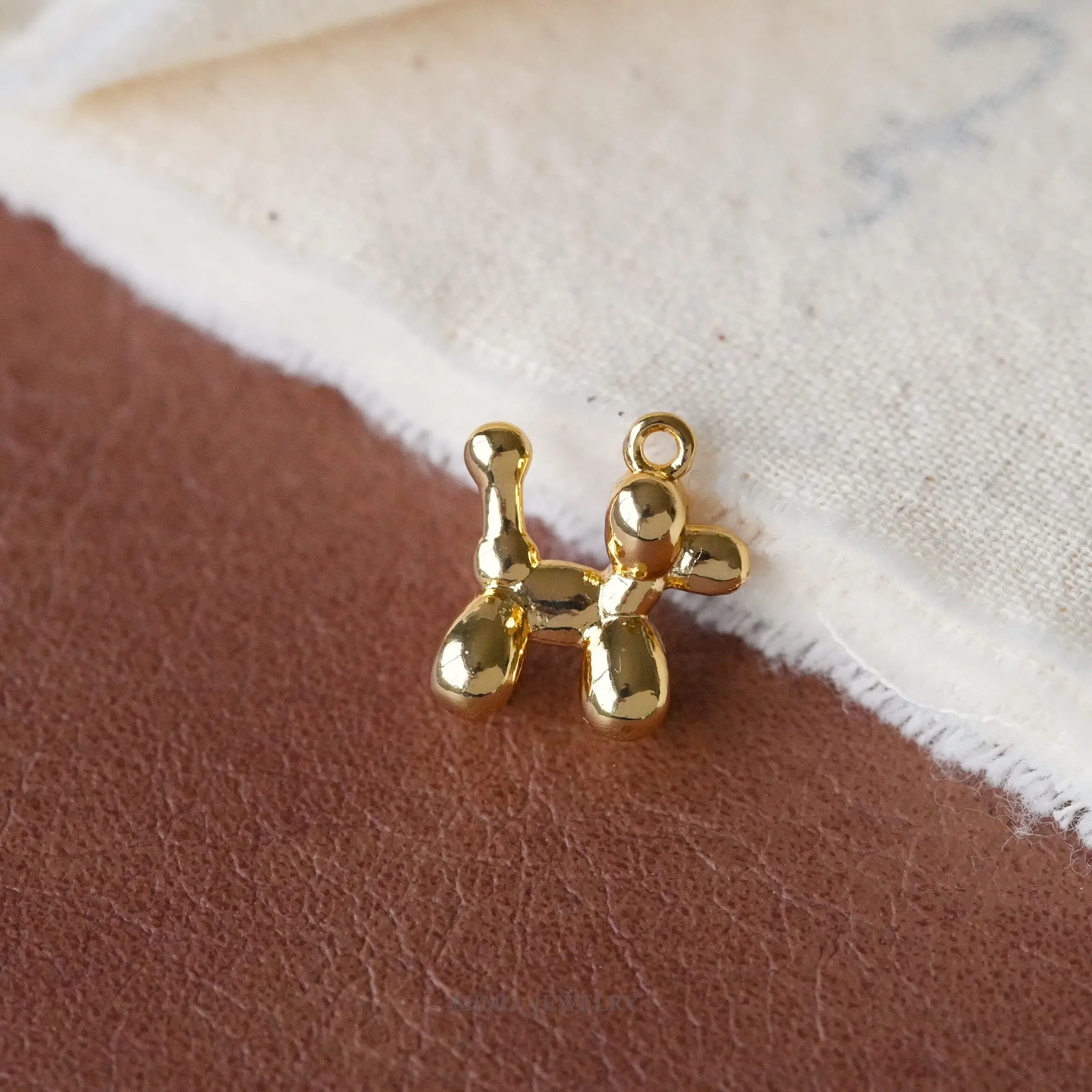 1pcs Copper-plated Gold Balloon Dog Charms Pendant For Jewelry Making DIY Necklace Bracelet Accessories Findings