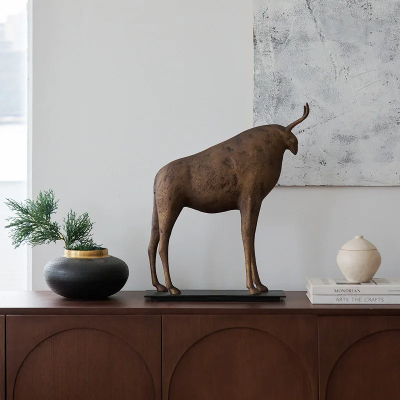 Indian retro and old aluminum abstract bronze cow decorative ornament, new Chinese living room entrance