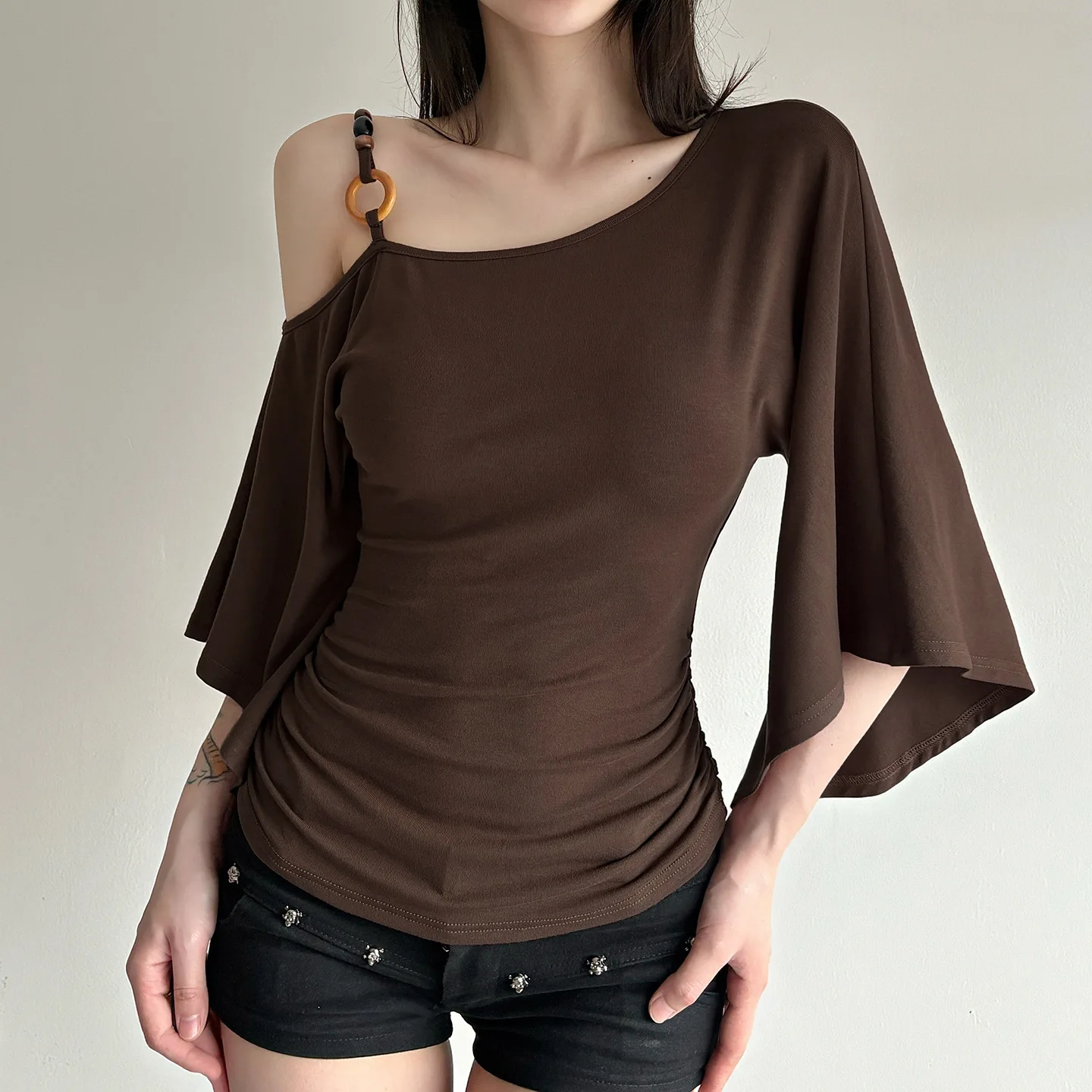 

Summer Slim Fit Women's T-shirt Beaded Shoulder Batwing Sleeve Hot Girl Irregular Waist Cinching Top Cross-Border Jewelry