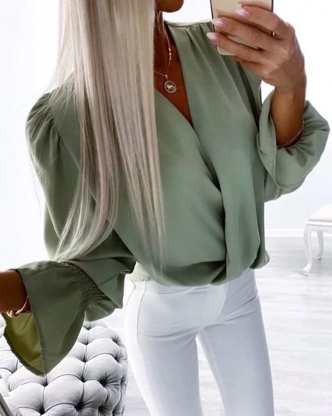 Nova blusa feminina de manga comprida com manga bufante e design de punho de sino elegante blusa casual sobreposta