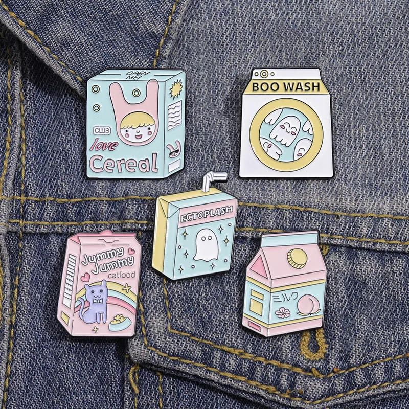 

Enamel Pins Custom Cute Cat Peach Milk Carton Brooches Lapel Badges Cartoon Cute Animal Jewelry Gift for Friends Boo Wash Ghost