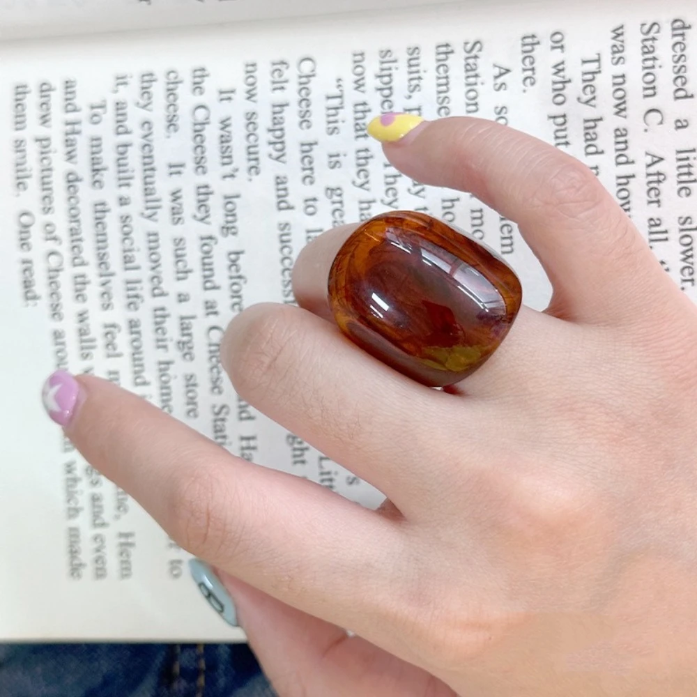 Temperament Chubby Exaggerated Resin Rings Translucent Smudge Oval Finger Ring Ornaments Geometric Transparent Rings Daily