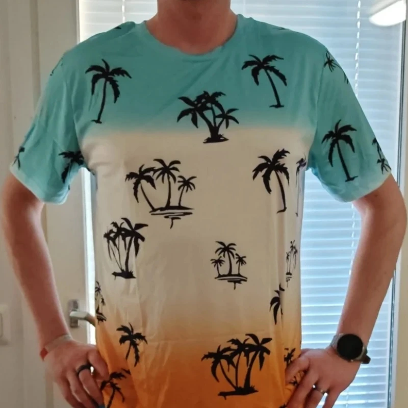 Gradient Men's T-Shirt 3d Coconut Tree Print Short Sleeve T-Shirt For Men Summer Quick Dry Casual Tee Top Oversized Man Clothing