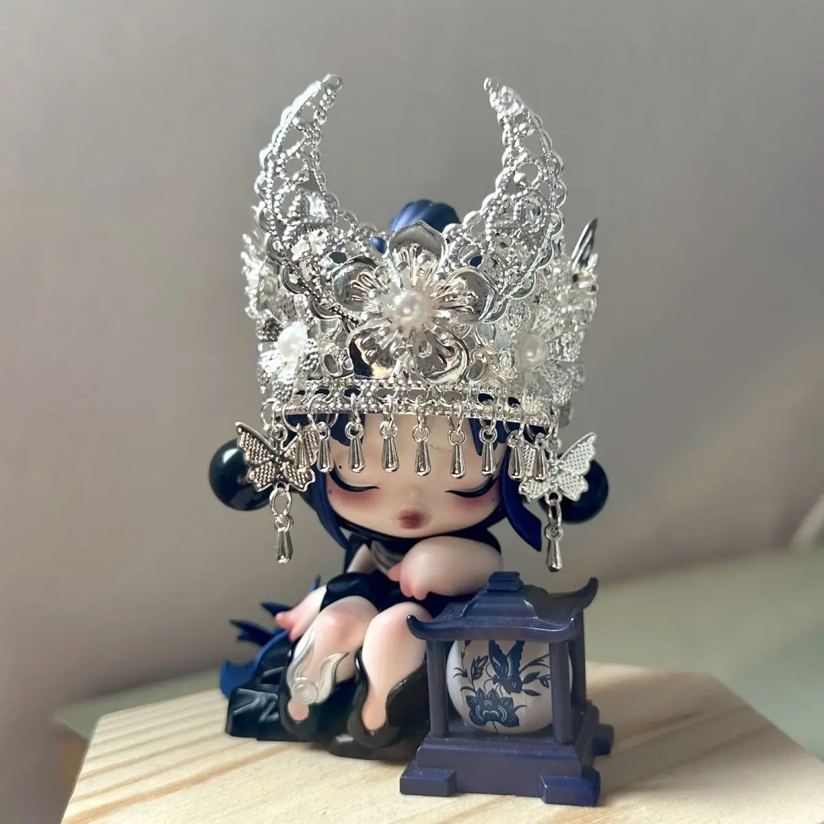

For Labubu Accessories Mini Butterfly Headwear Ethnic Minority Miao Hat DIY Handmade Gift for Dolls & Toy Collectors