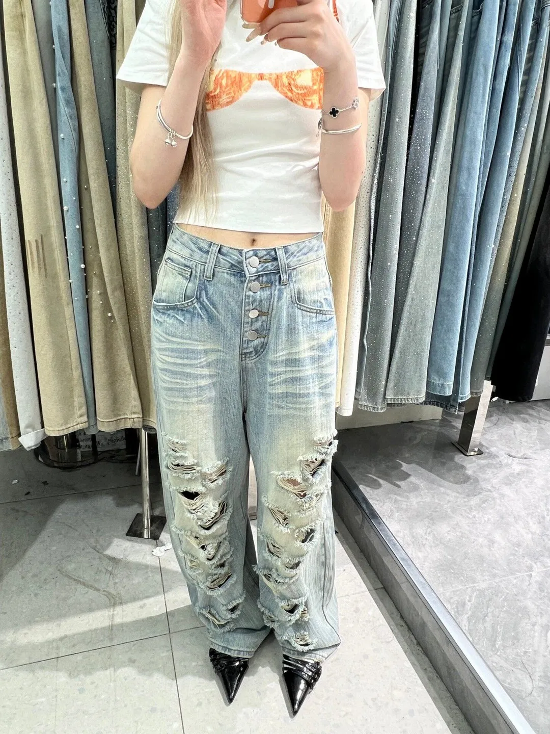 

Retro American High Street Style Women's Loose Straight Leg Jeans Summer 2026 Casual Hole Punching Wide Leg Pants