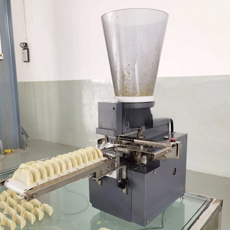 Commercial small Japanese-style fried dumpling machine, inclusive semi-automatic fried dumpling forming machine