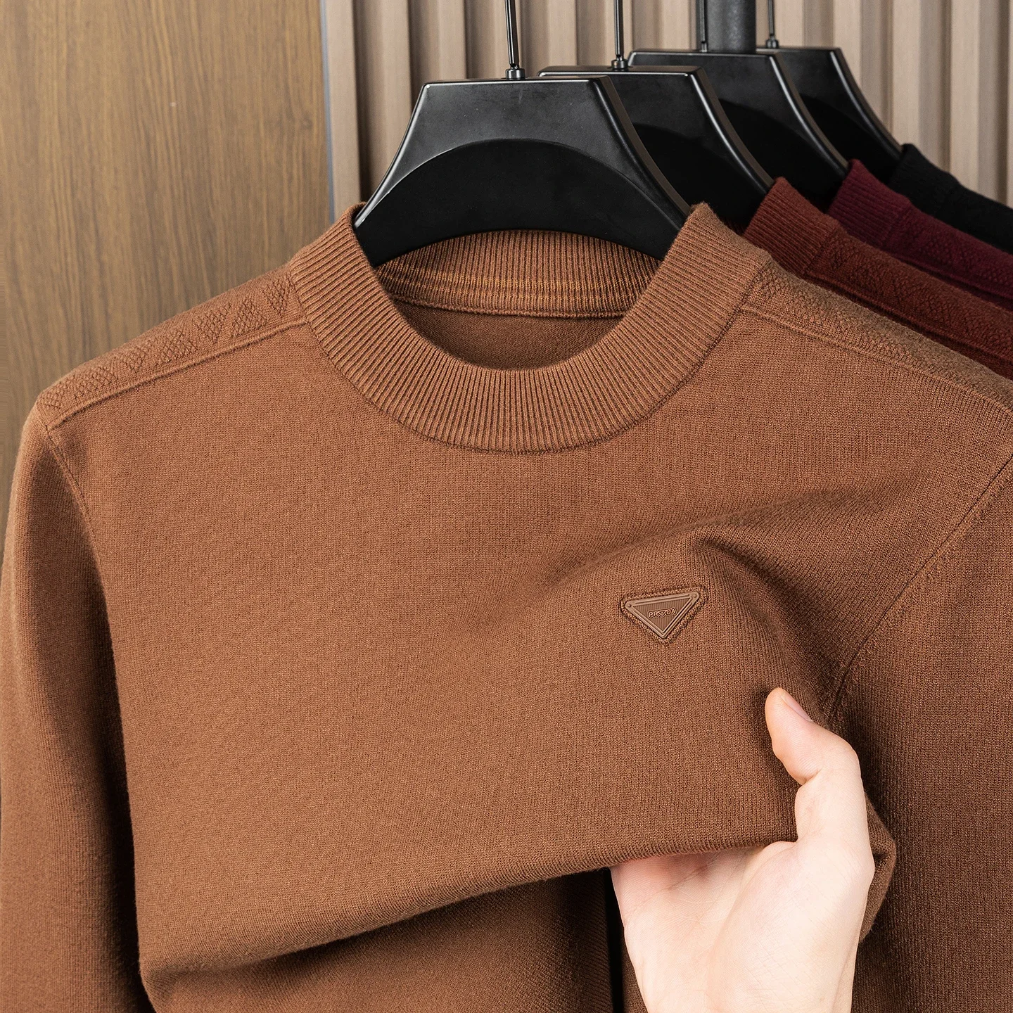 Light Luxury Simple European, Men's Knitted Shirt Long Sleeved Autumn New Round Neck Slim Triangle Logo Fashionable Base Shirt
