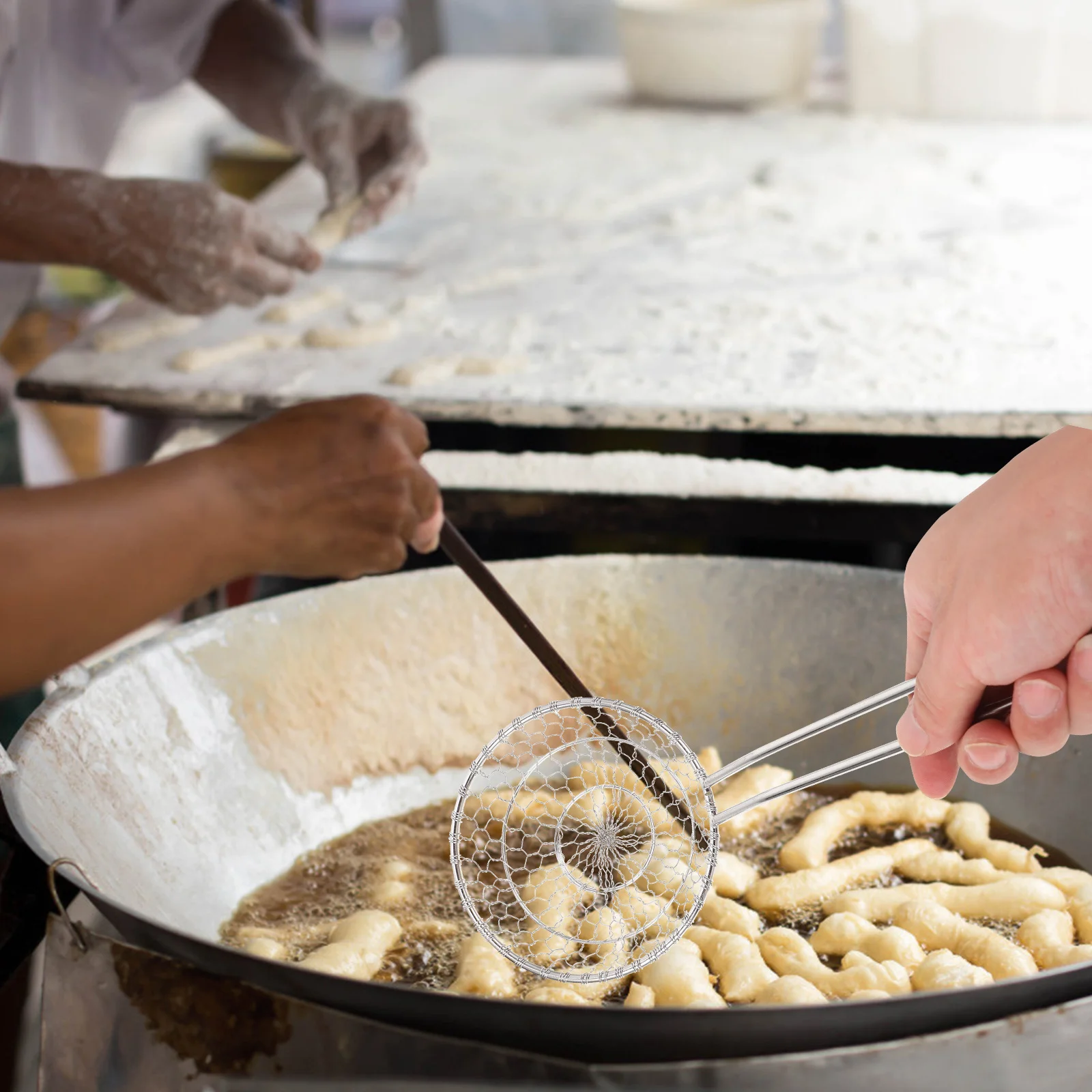 

1Pcs Cooking Skimmer Spoon Stainless Steel Frying Strainer Kitchen Tool Heat Resistant Handle Easy Liquid Drain