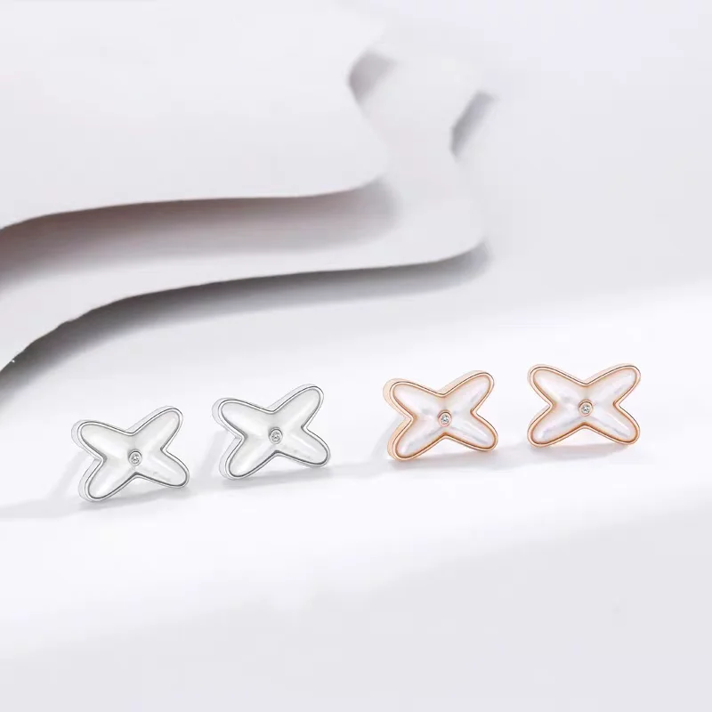 עגילי אותיות בצורת X בצבע לבן Beimu לתכשיטי אופנה לנשים מתנות מפוארות