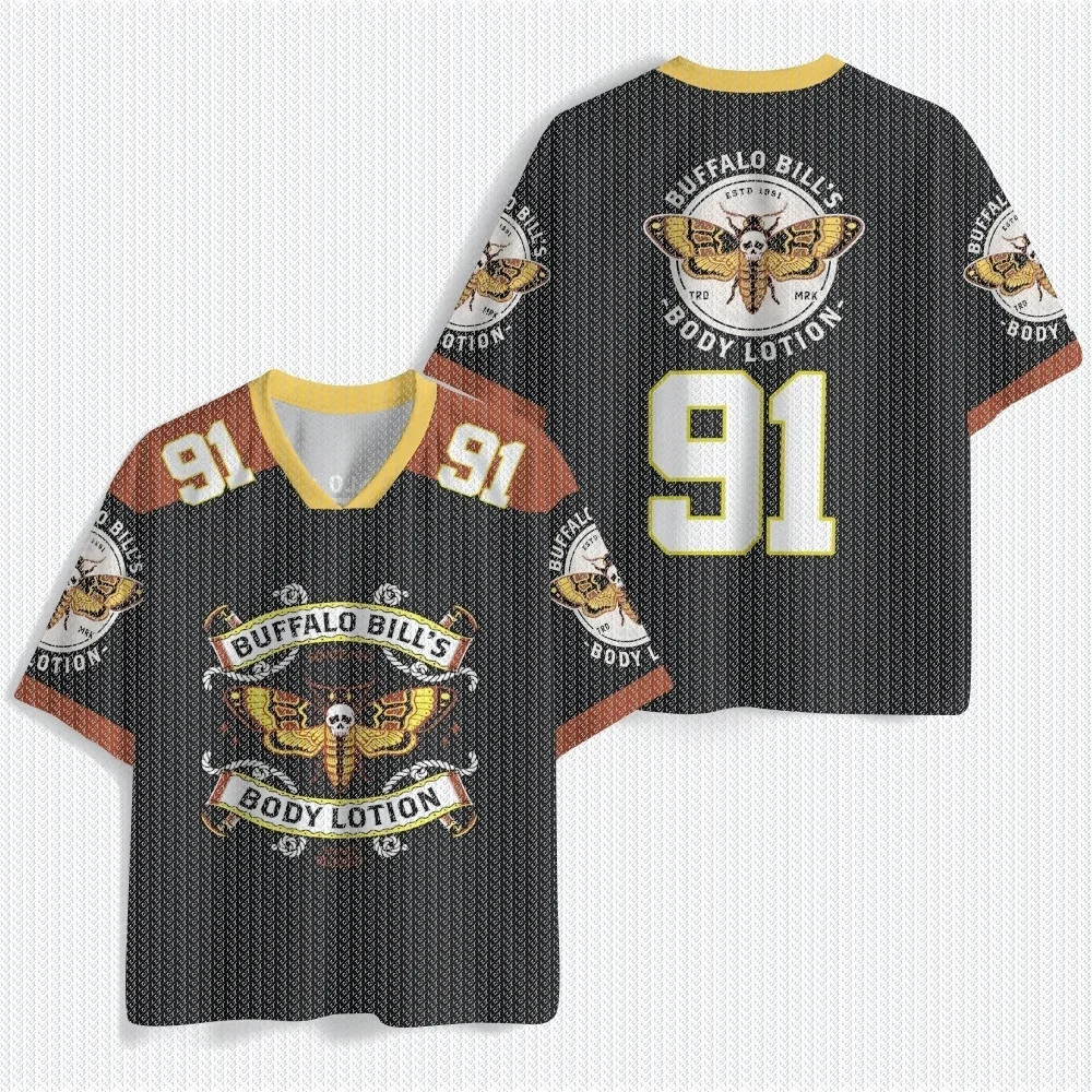 camiseta-esportiva-de-malha-com-gola-v-e-estampa-total-estampa-grafica-retro-vintage-de-traca-da-morte-manga-curta-estilo-horror-street-football