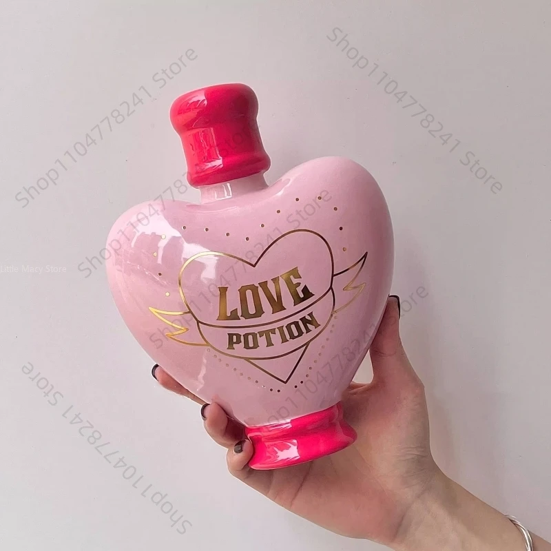 

Creative Love Potion Ceramic Vase Pink Girl Heart Design Spotted Dog Design Home Decorations Gift Figurines Flower Vase